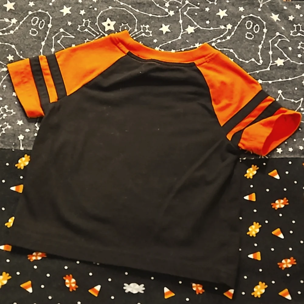 5/$13 Jack-o-Lantern Tee - Picture 2 of 3